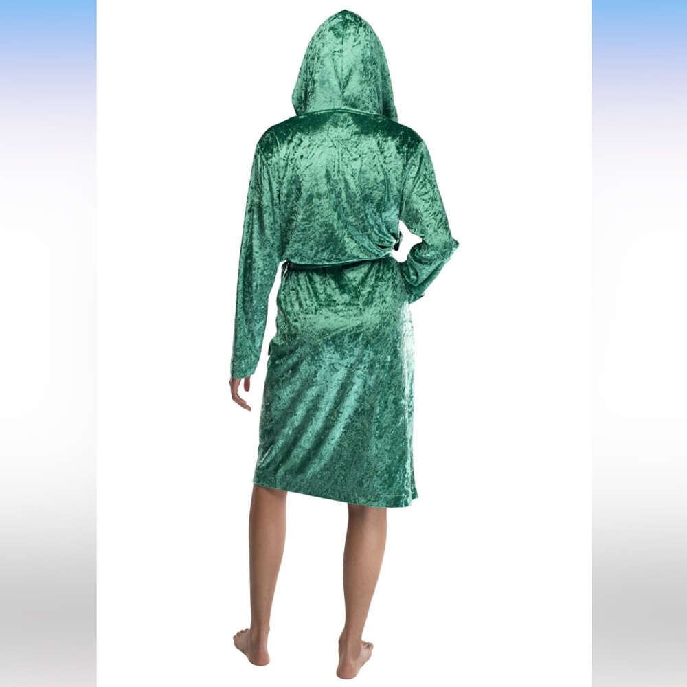 Harry Potter Slytherin Robe - Picture 2 of 5